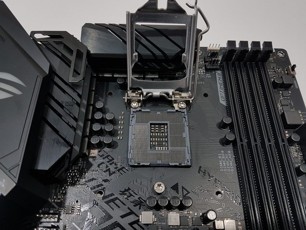 asus rog strix z390