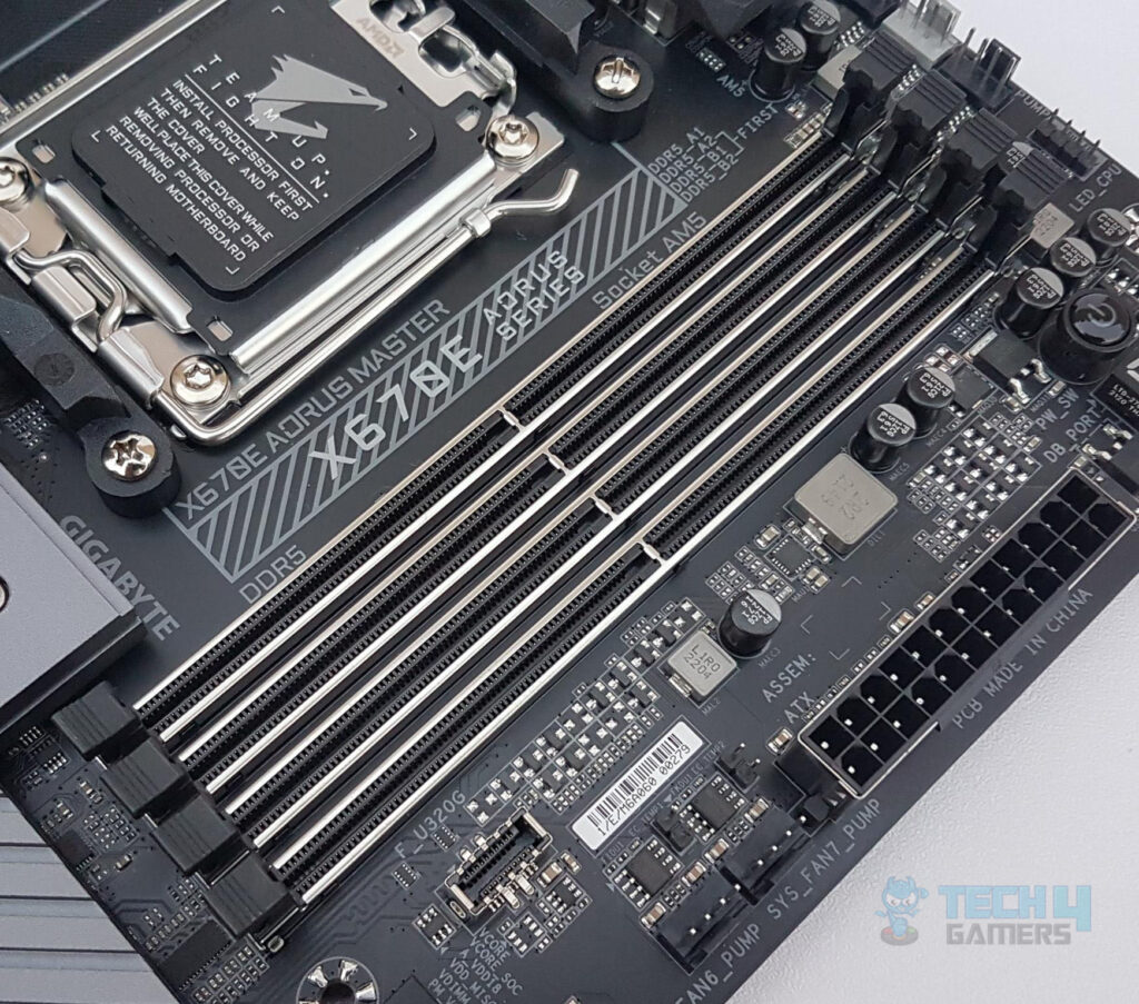 X670E AORUS MASTER Ram Slots