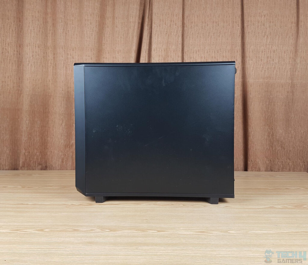 Fractal Design Meshify 2 — The back panel