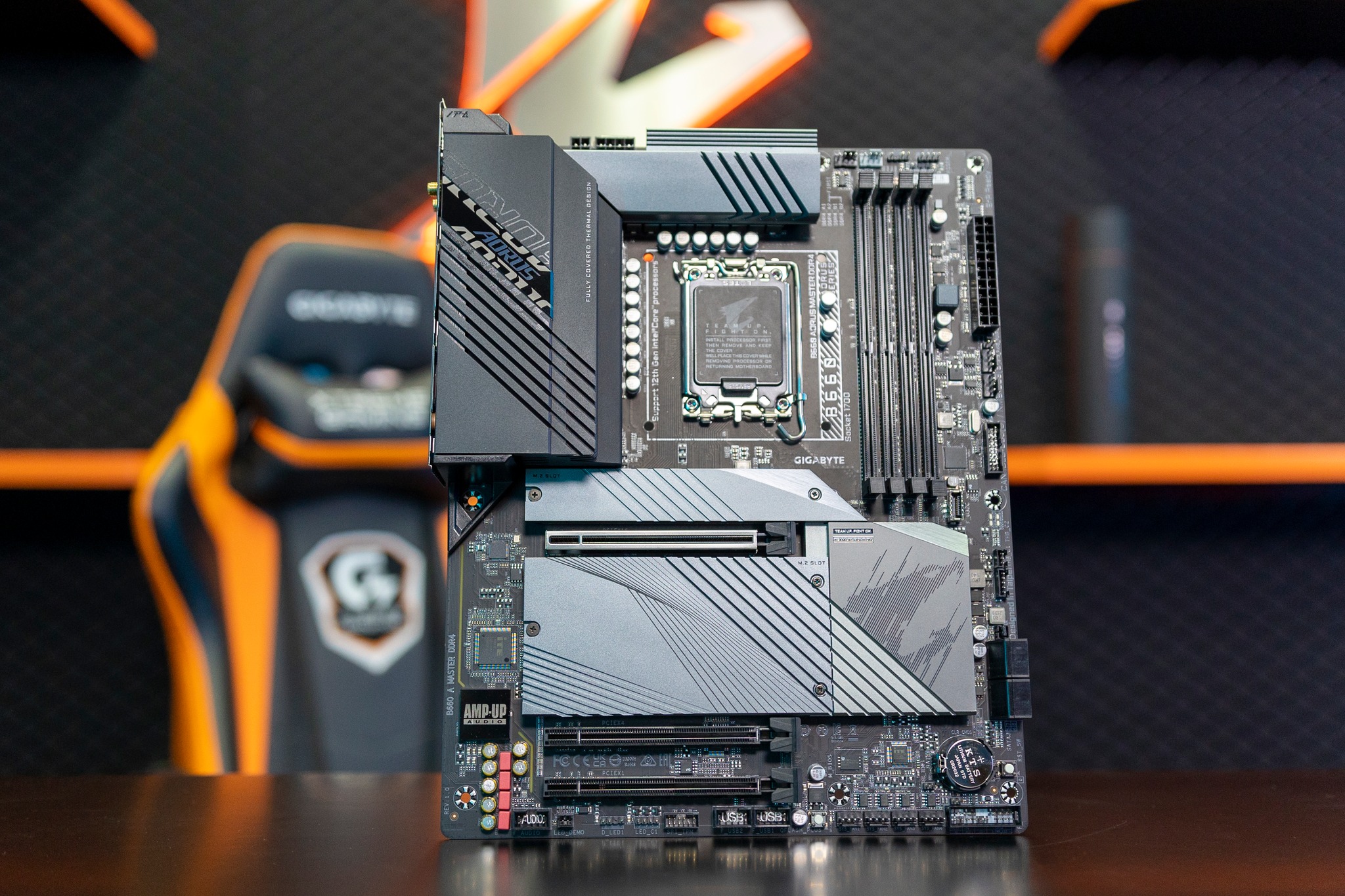 GIGABYTE B660 AORUS MASTER