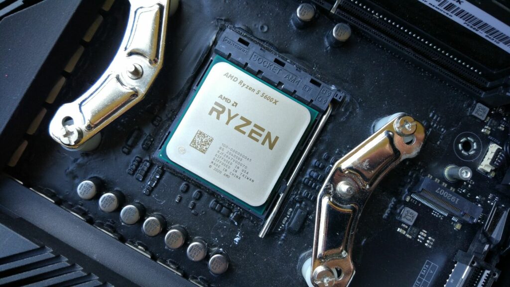 AMD Ryzen 5 5600X