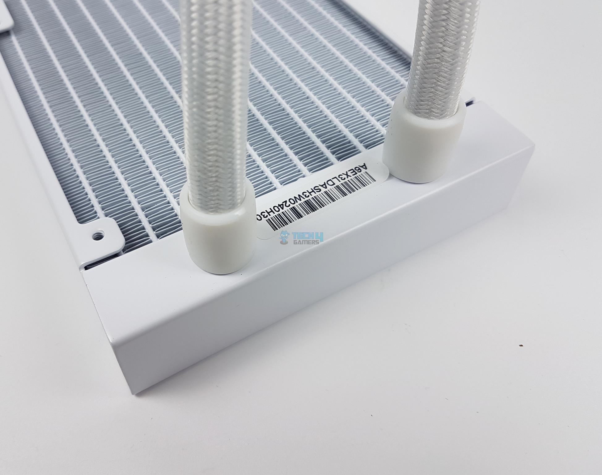 ID-COOLING DASHFLOW 360 XT LITE White Cooler — Radiator 4