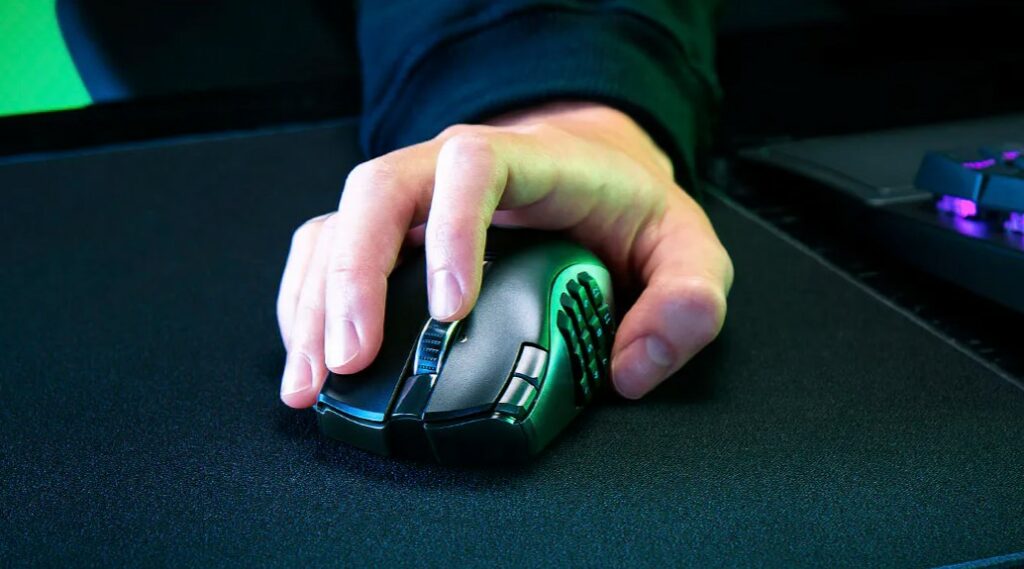 Razer Naga V2 HyperSpeed Wireless