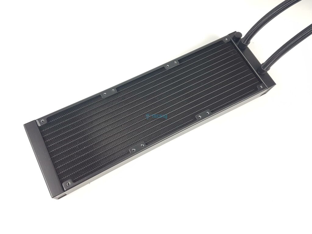 Enermax LiqMaxFlo 360 — Radiator 