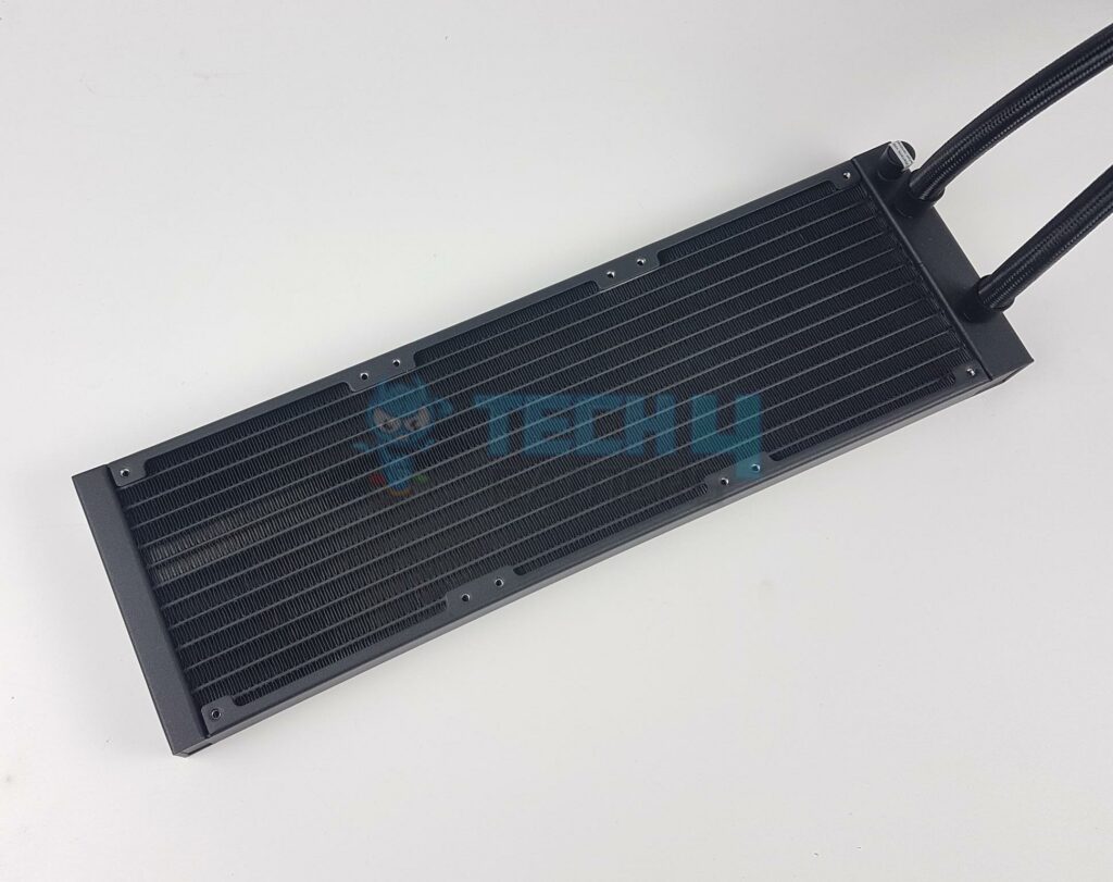 MSI MAG CORELIQUID E360 — Radiator 1 1024x81