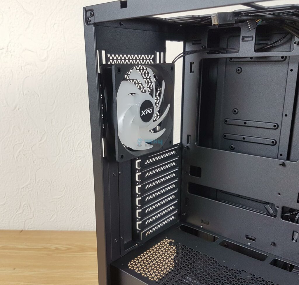 XPG Invader X — Side Exhasut Fan 1024x97