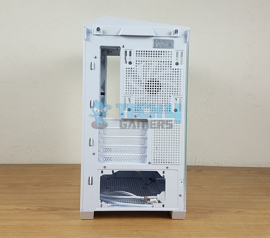 MSI MAG PANO M100R PZ PC Case — Rear View e1707567519779 1024x90