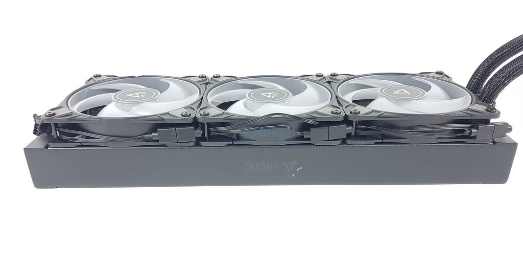 Arctic Liquid Freezer III 360 ARGB — Radiator 2 1024x52